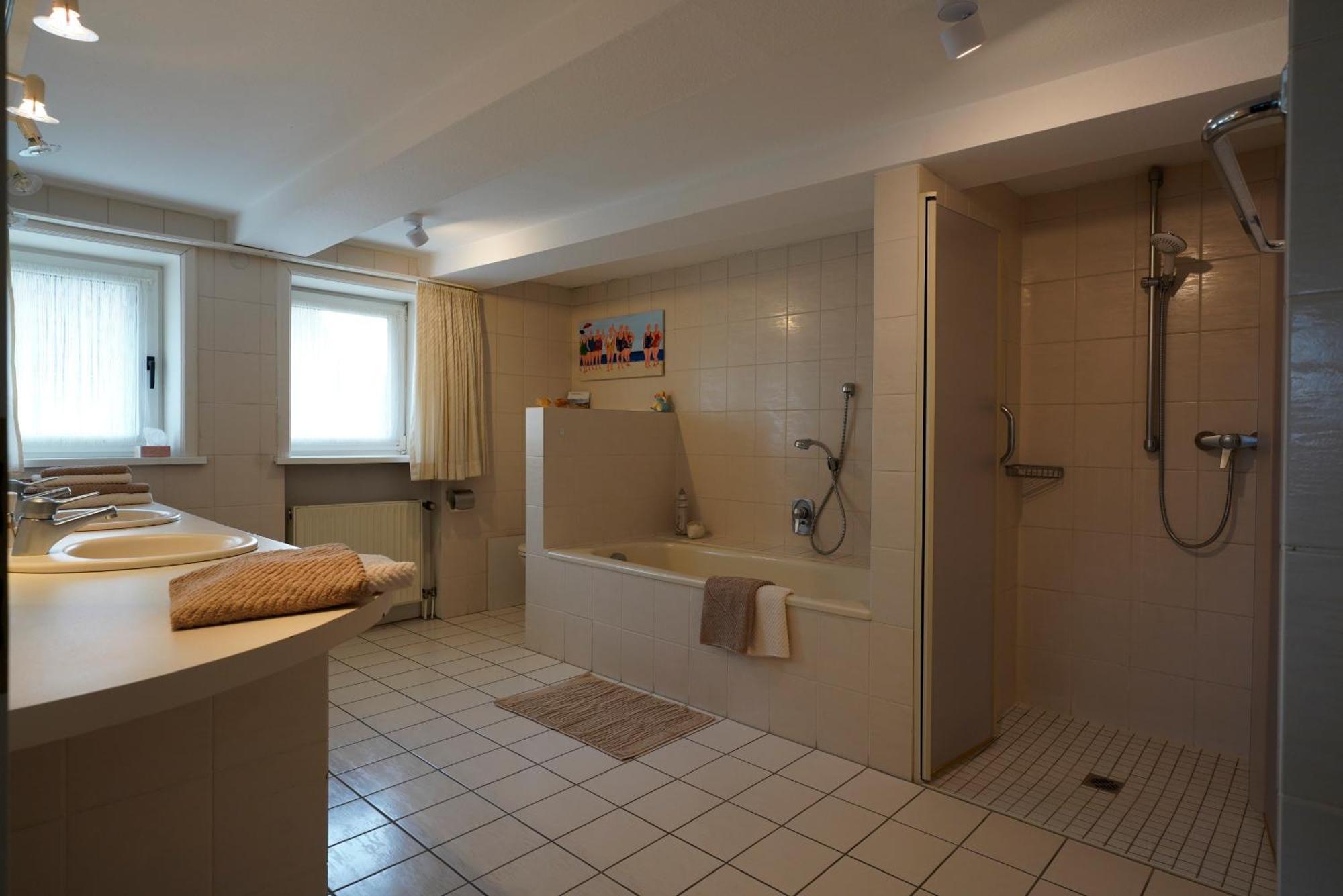 Ferienhaus Altes Wirtshaus Lugde Екстер'єр фото
