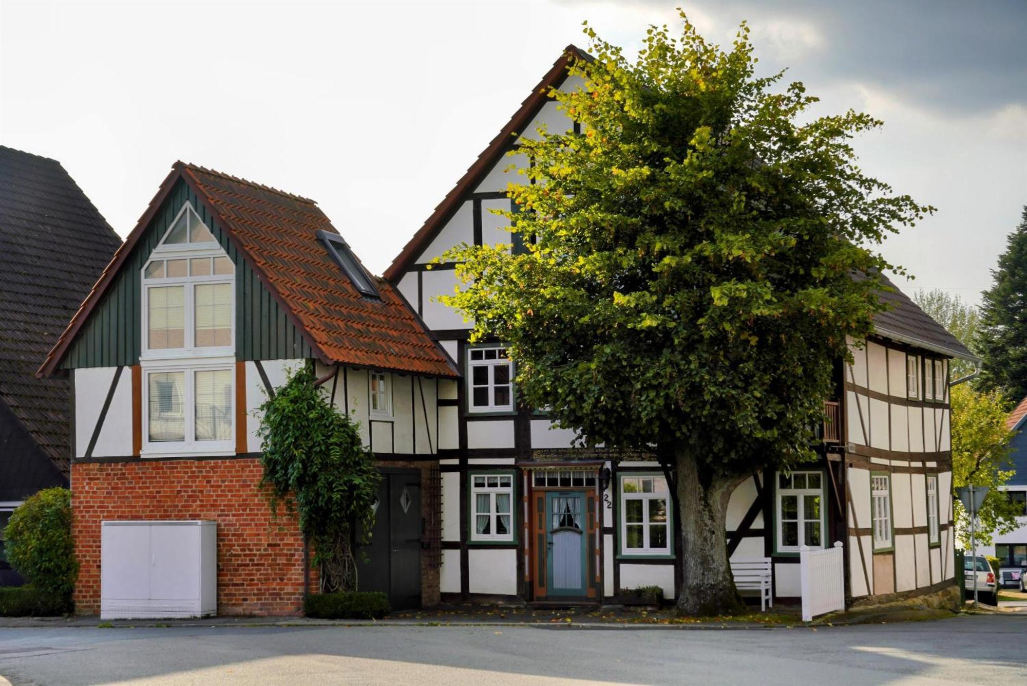 Ferienhaus Altes Wirtshaus Lugde Екстер'єр фото